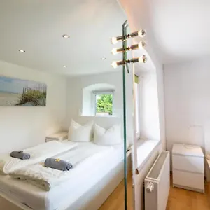  Apartment Yuuhome